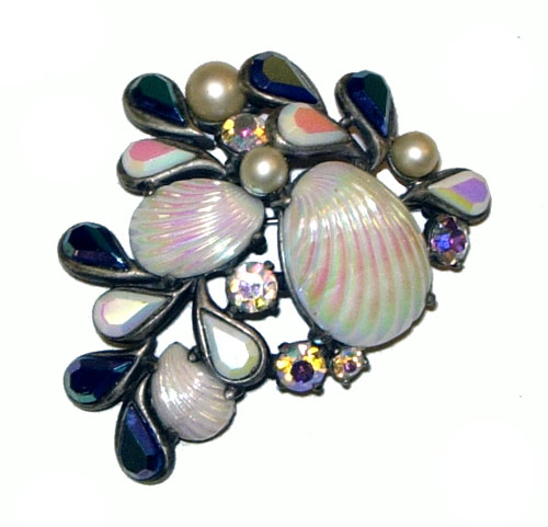 Schiaparelli brooch